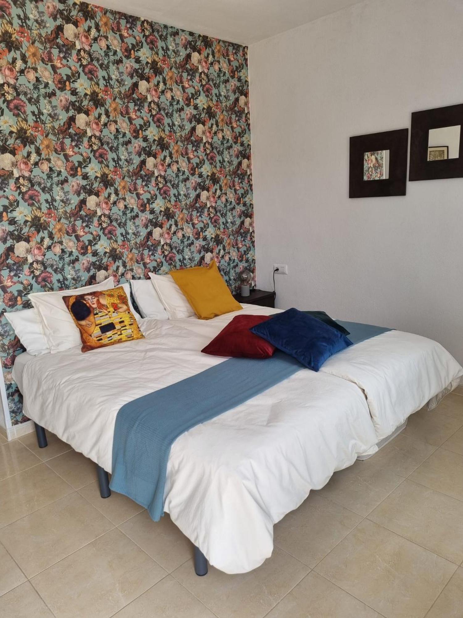 B&B Casa Blanca Oria ภายนอก รูปภาพ